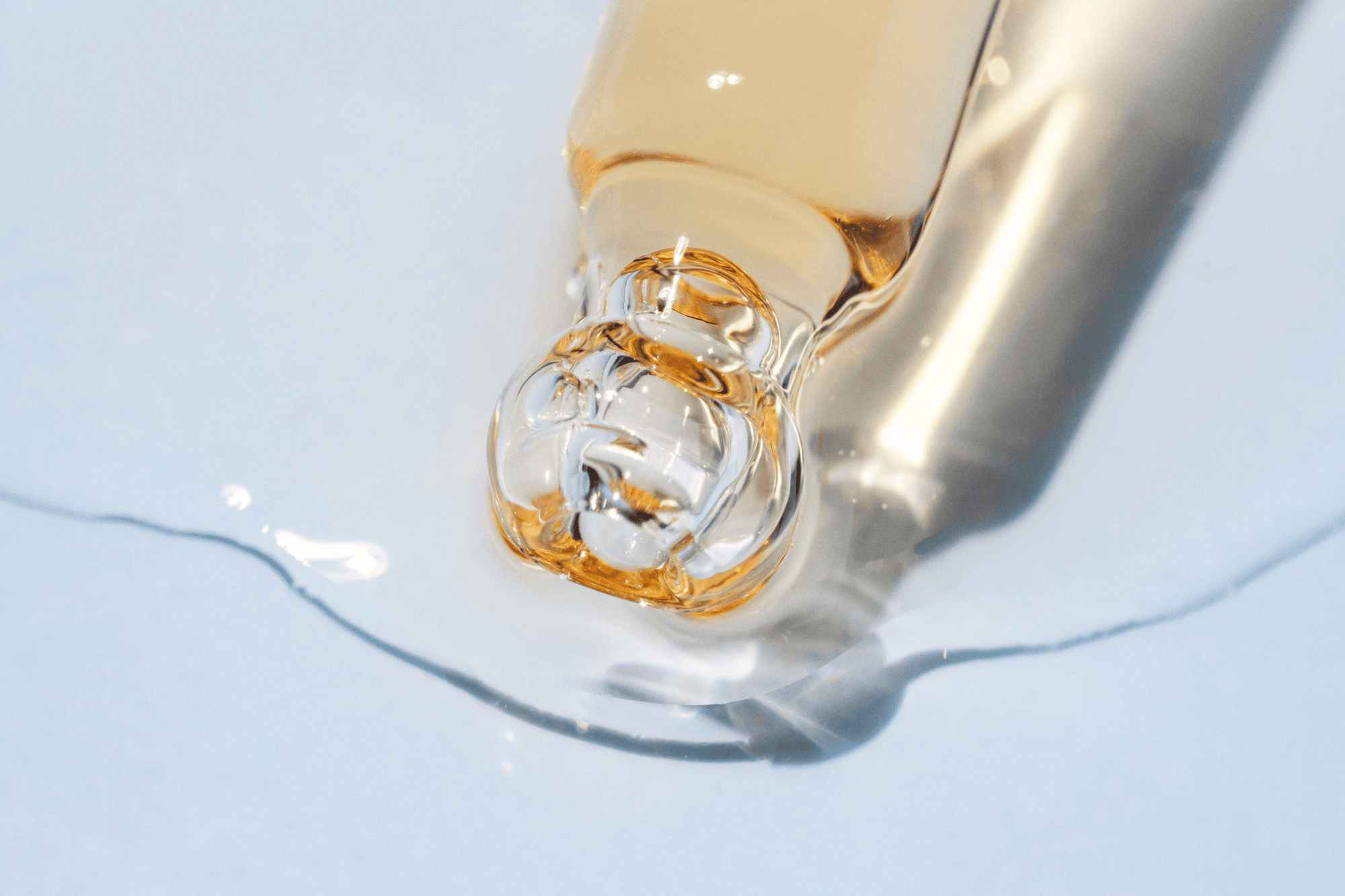 The Truth About Oils for Acne-Prone Skin: Why They Don’t Cause Acne + Master List of Comedogenic Oils